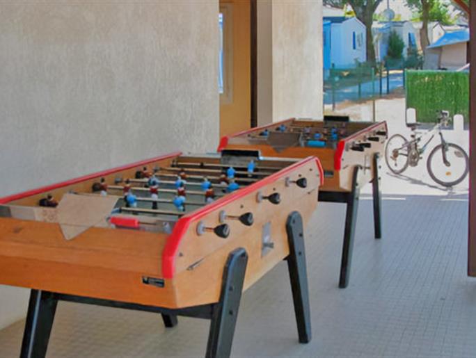 Baby foot pour vos loisirs sur le camping - Meschers sur Gironde
